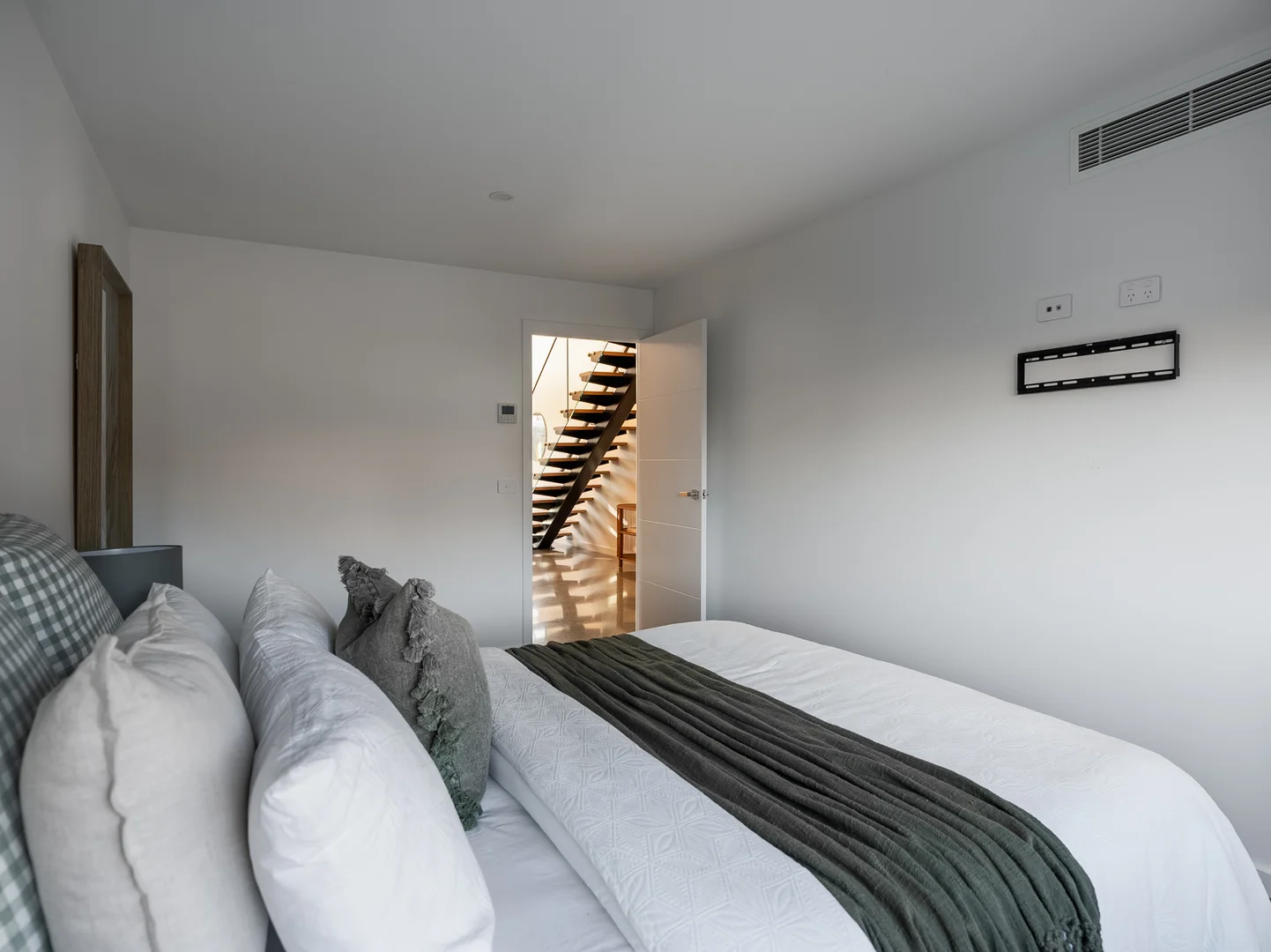 Additional image 22 of 4 Parker Street, Devonport TAS 7310