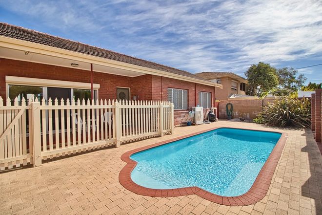 Picture of 111 Gloucester Crescent, SHOALWATER WA 6169