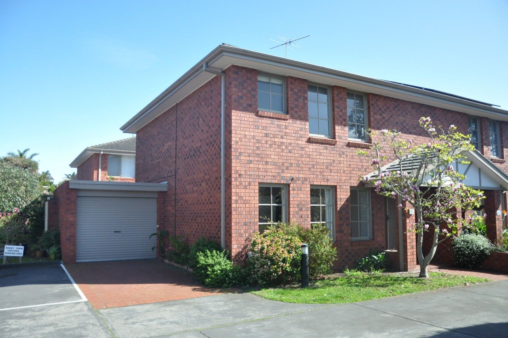 14/15A Wattle Grove, McKinnon VIC 3204 Apartment For Rent Domain