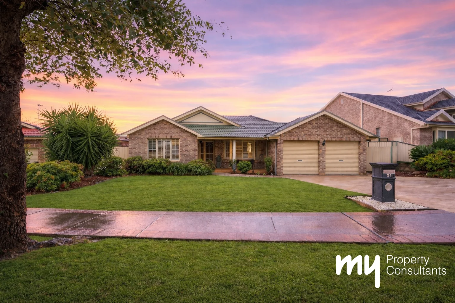 21 Kingston Road, Mount Annan NSW 2567