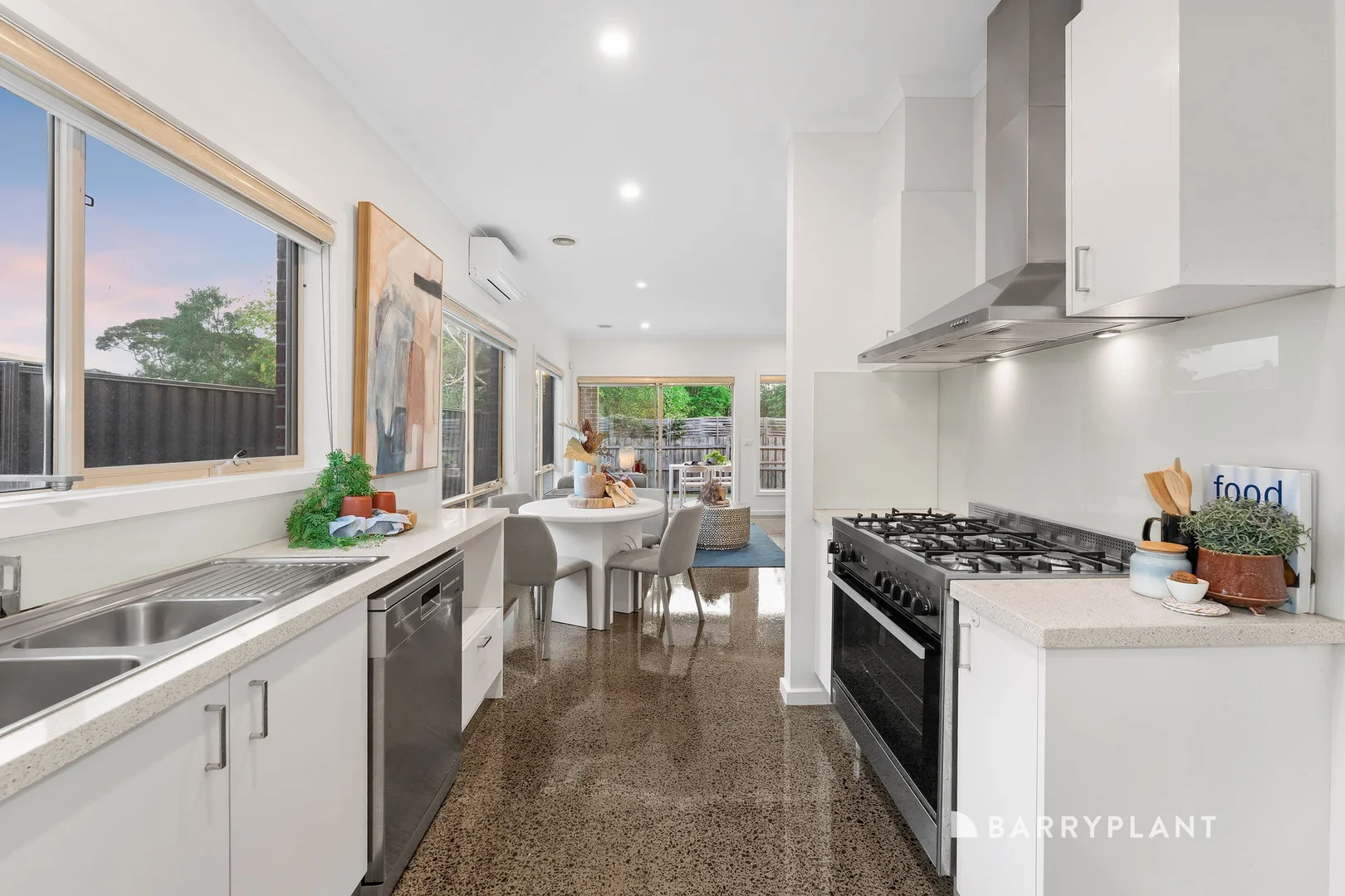 Additional image 3 of 2/1780 Ferntree Gully Road, Ferntree Gully VIC 3156