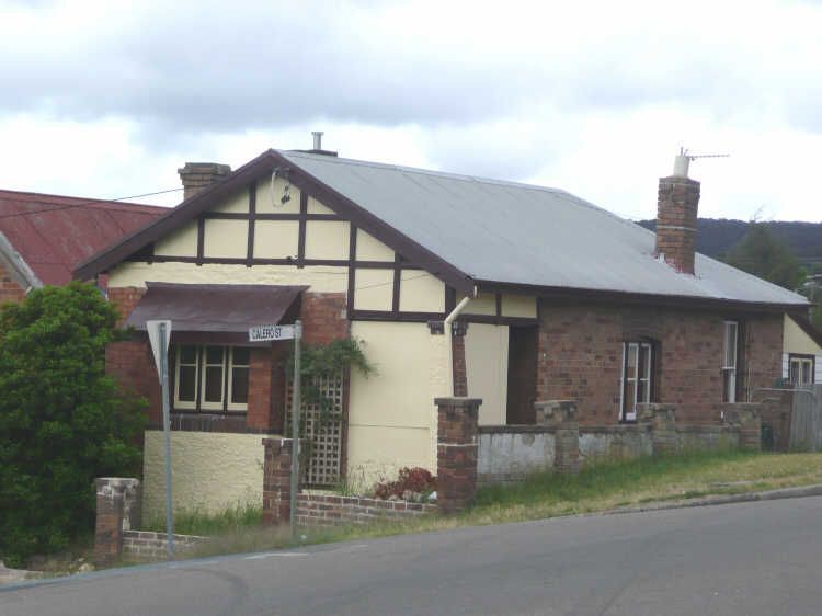 2 bedrooms House in 1 Calero Street LITHGOW NSW, 2790