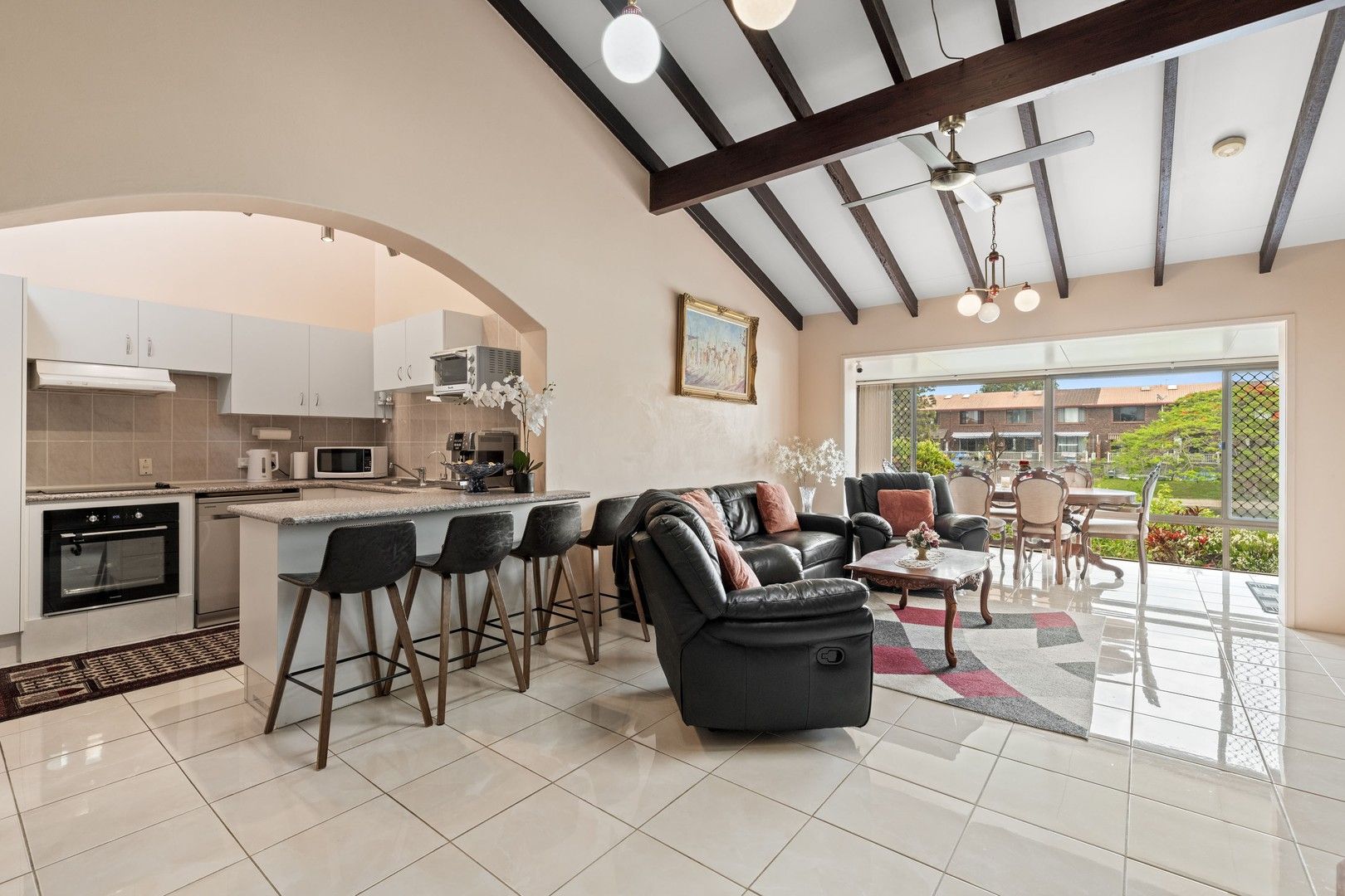 3 bedrooms House in 1/105 Sunshine Boulevard MERMAID WATERS QLD, 4218