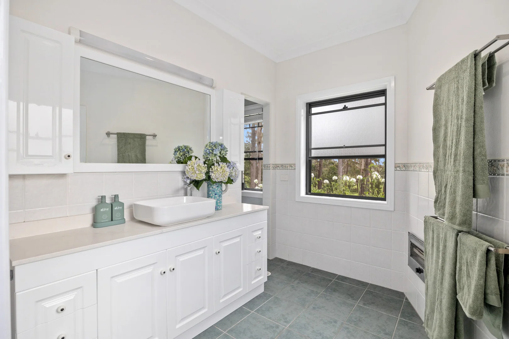 Additional image 13 of 275b Matron Porter Drive, Narrawallee NSW 2539