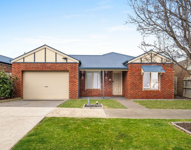 16 Stella Court, Bell Park VIC 3215