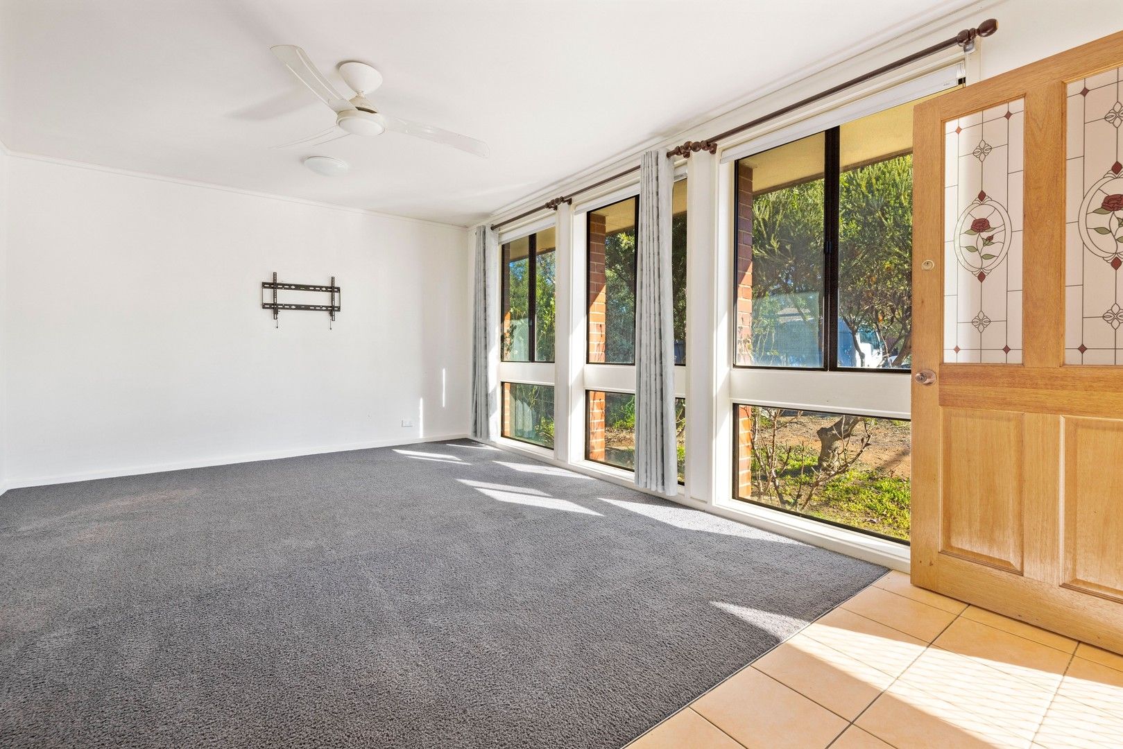 13 Gollan Street, Evatt ACT 2617 House For Rent 710 Domain