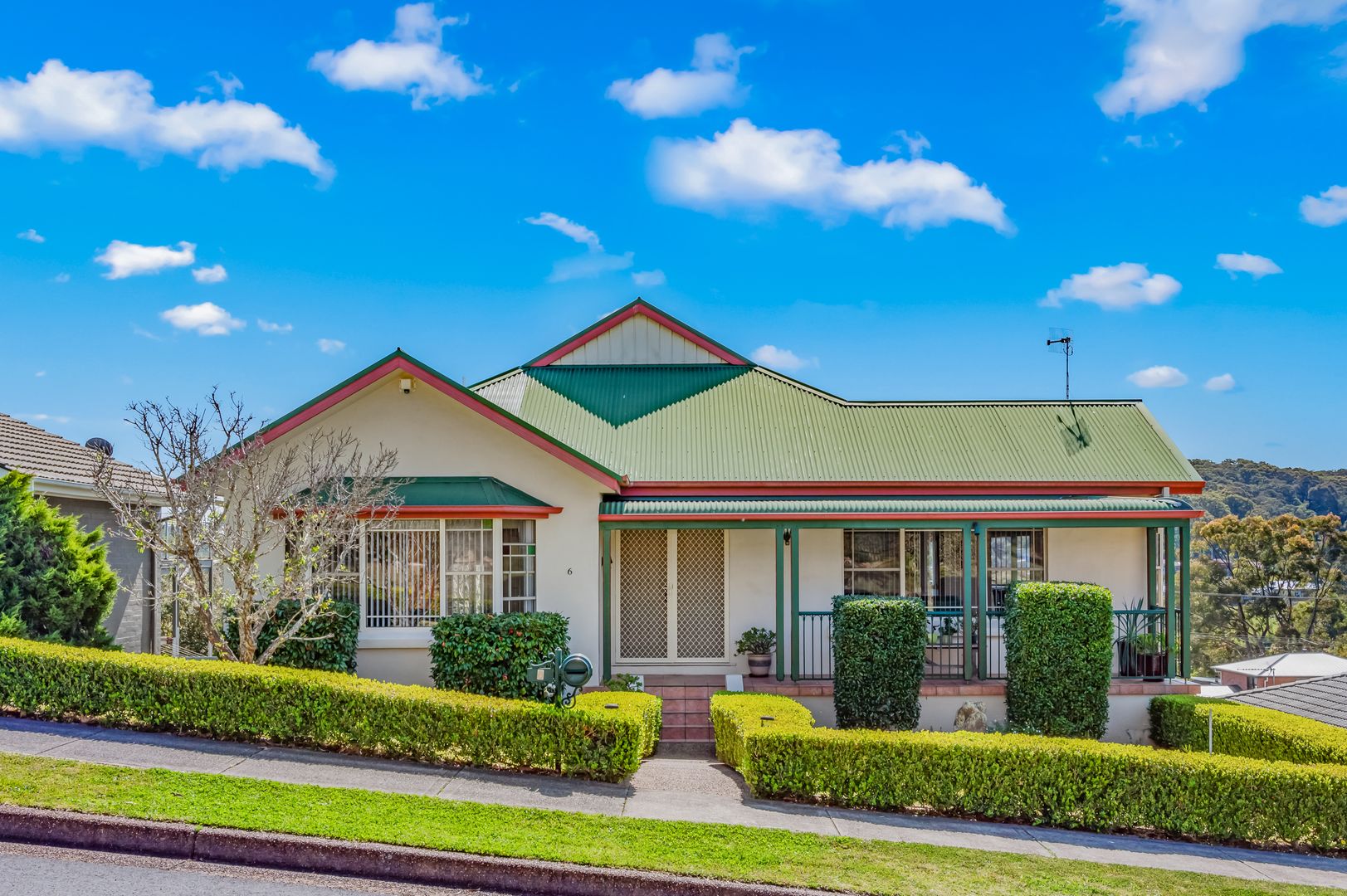 6 Belverdere Close, Eleebana NSW 2282, Image 1