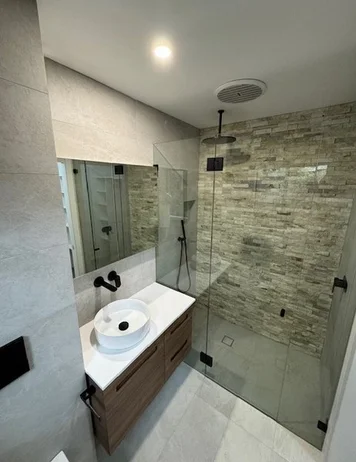 Additional image 3 of 733E Warringah Road, Forestville NSW 2087