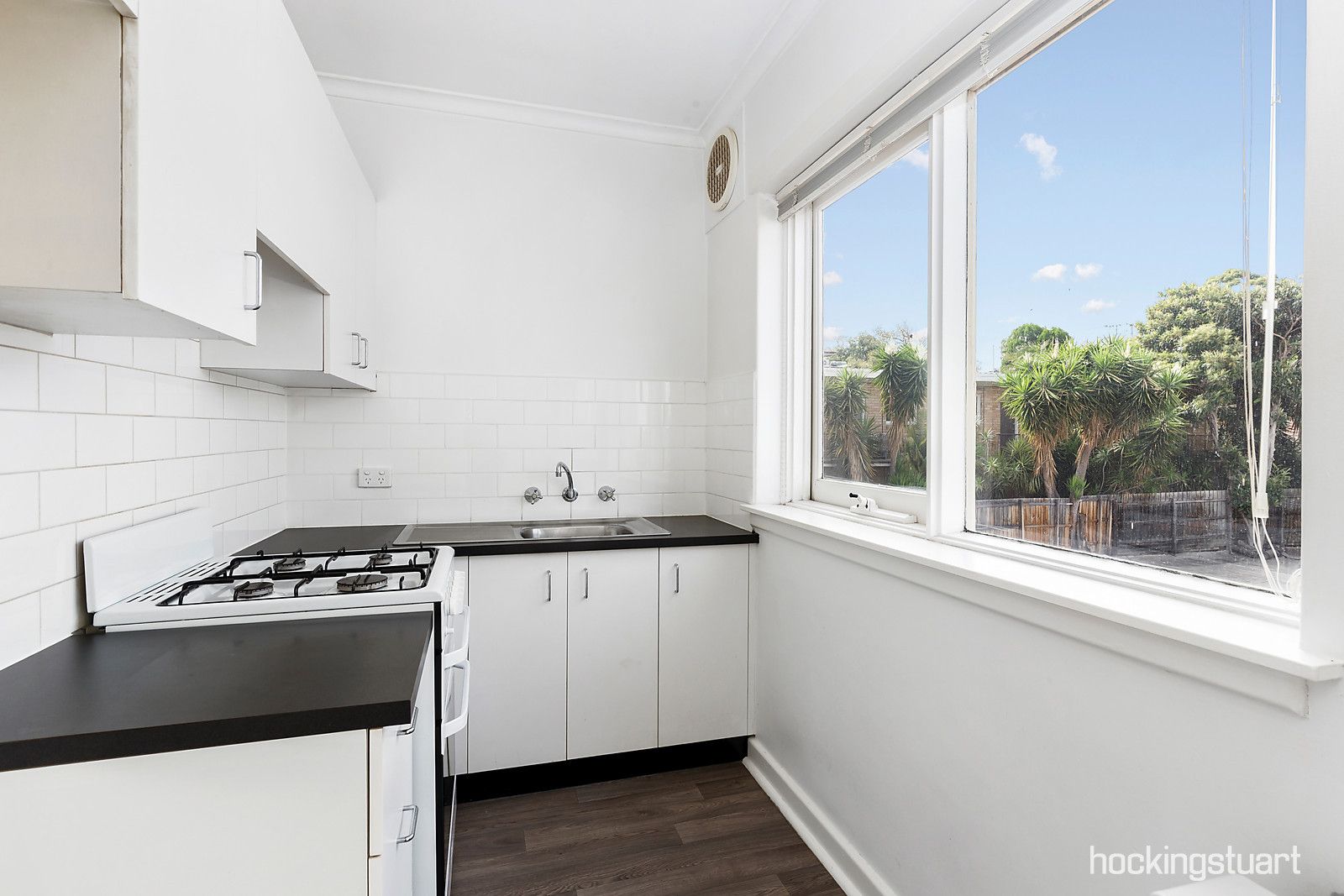 6/58 Lansdowne Road, St Kilda East VIC 3183, Image 2