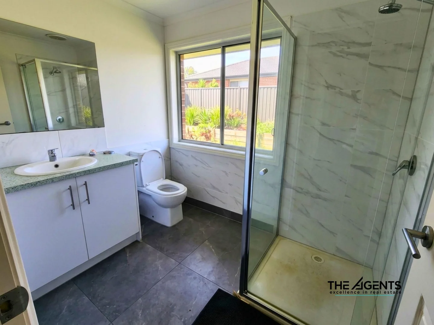 Additional image 8 of 20 Buscombe Crescent, Drouin VIC 3818