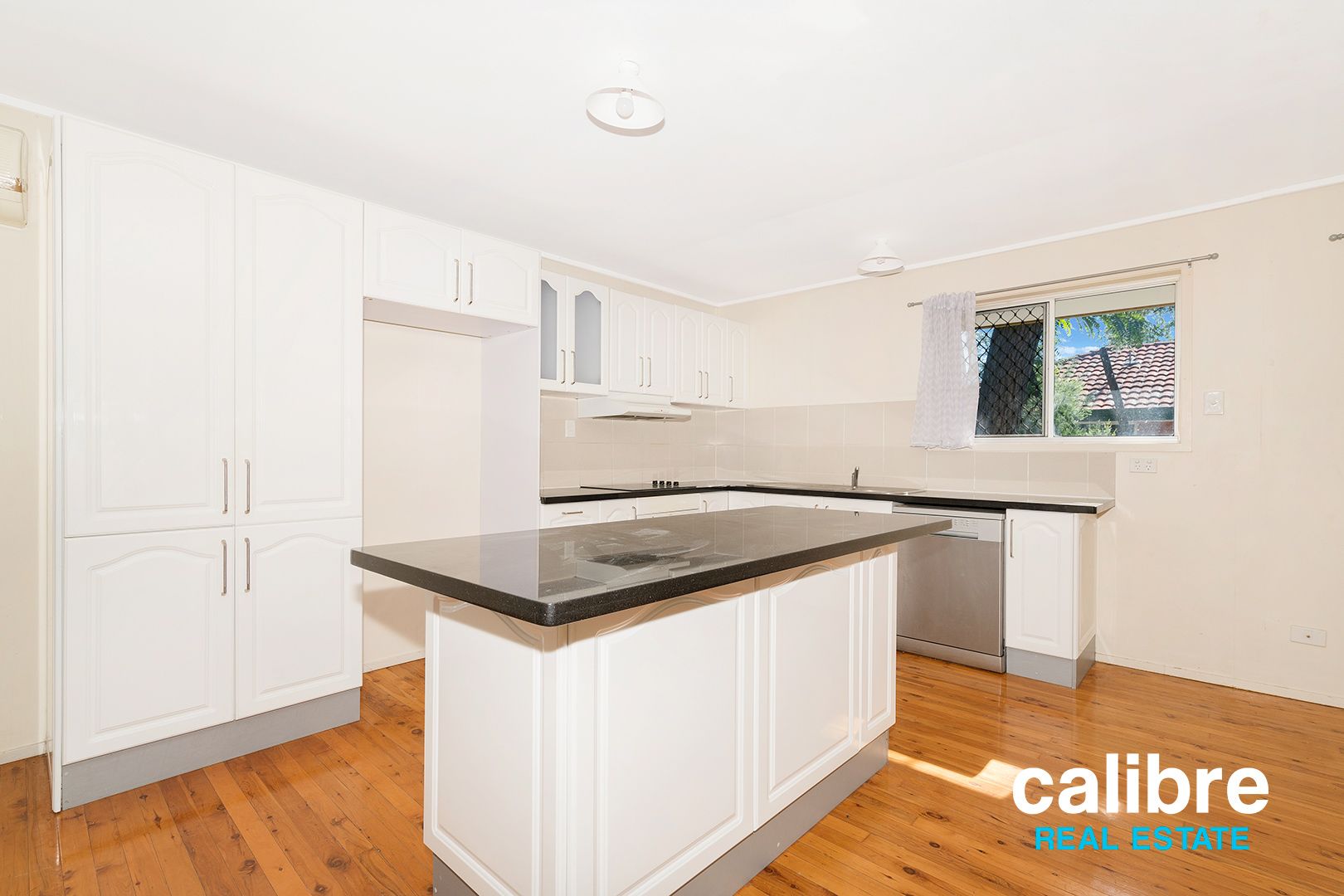 3 Weinholt Crescent, Gailes QLD 4300, Image 2