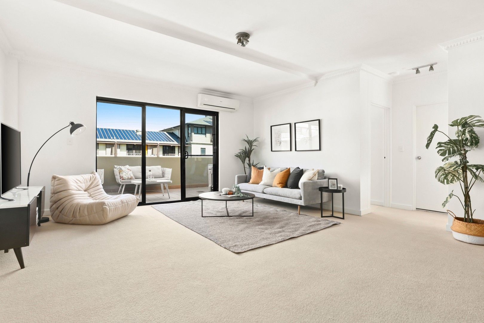 2 bedrooms Apartment / Unit / Flat in 13/6 Belgrave Street KOGARAH NSW, 2217
