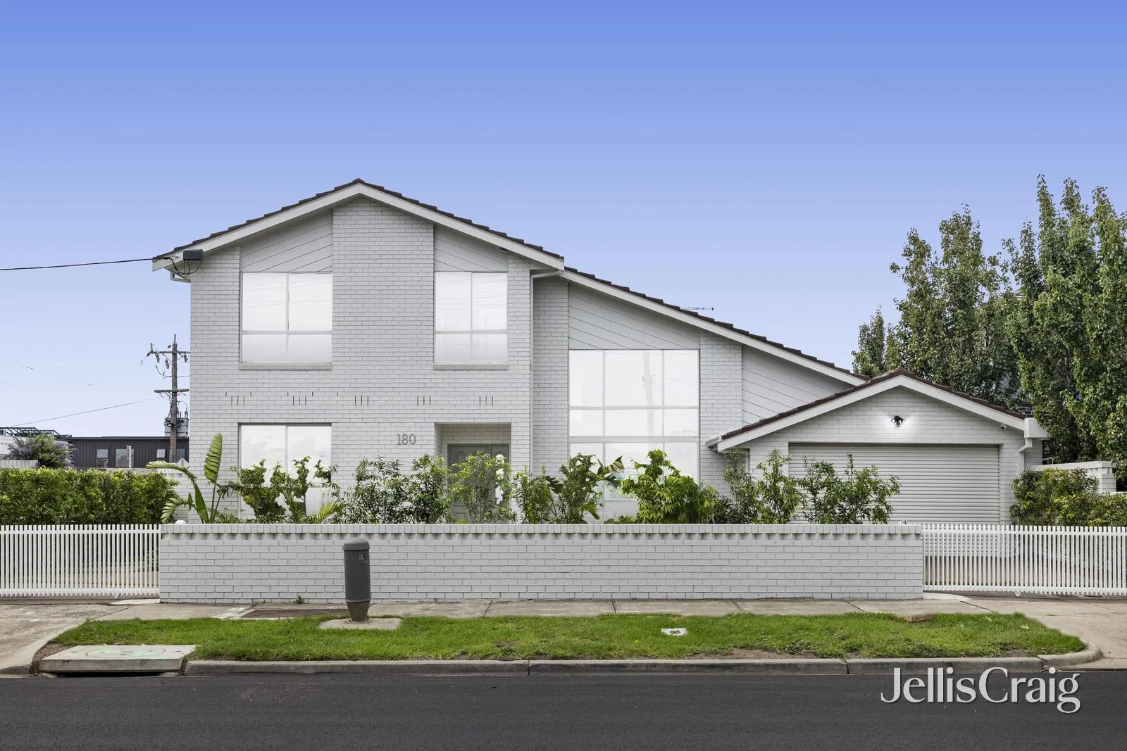 180 Blackshaws Road, South Kingsville VIC 3015