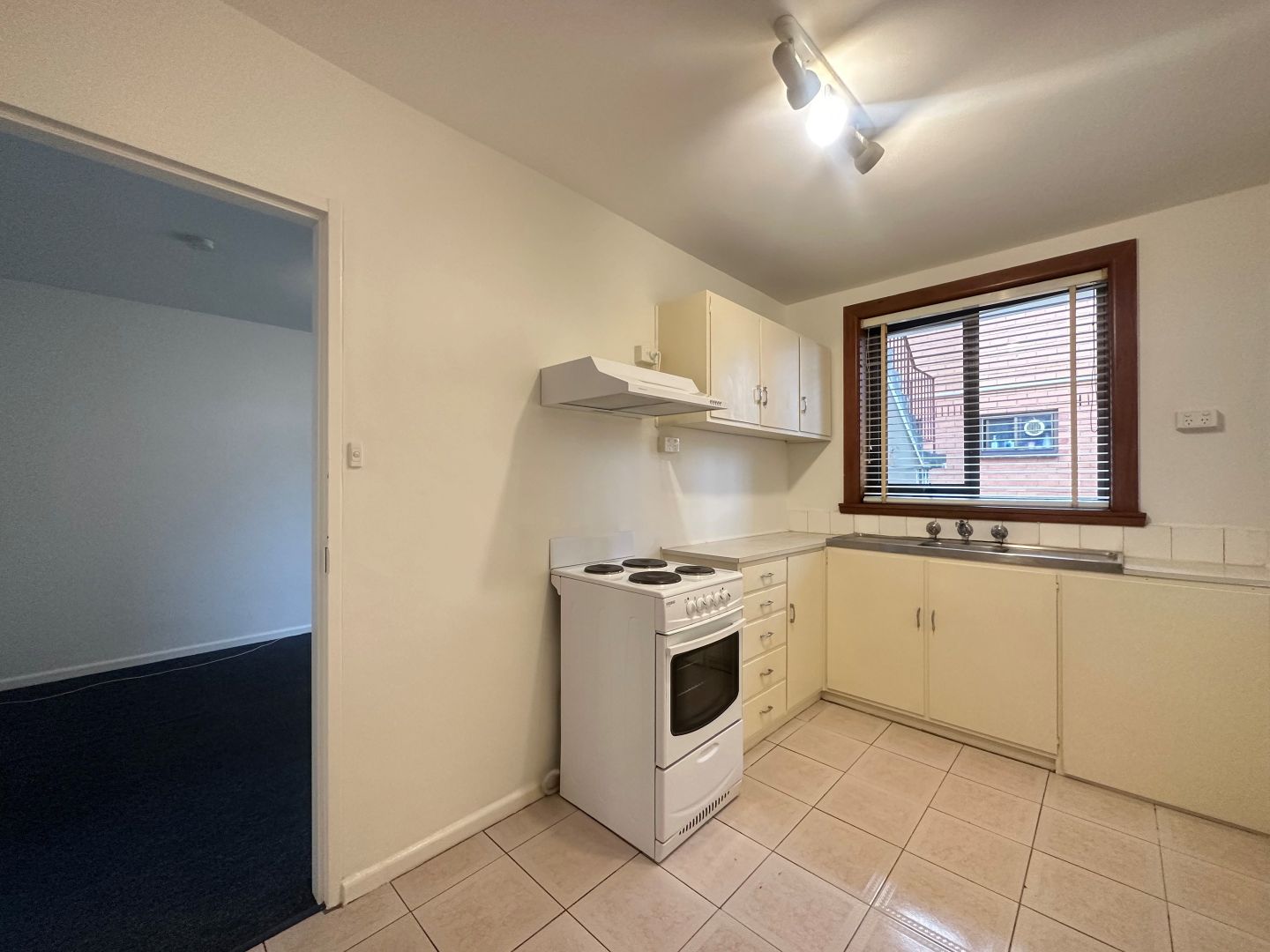 10/115 Shaftesbury Parade, Thornbury VIC 3071 Apartment For Rent 320 Domain