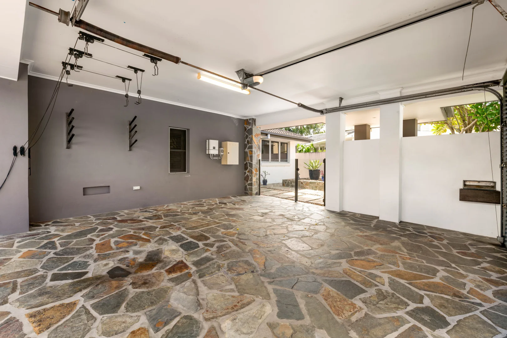 Additional image 24 of 21 Dunbarton Avenue, Sorrento QLD 4217