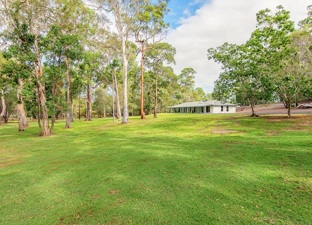 33-43 Lakeside Drive, Carbrook QLD 4130