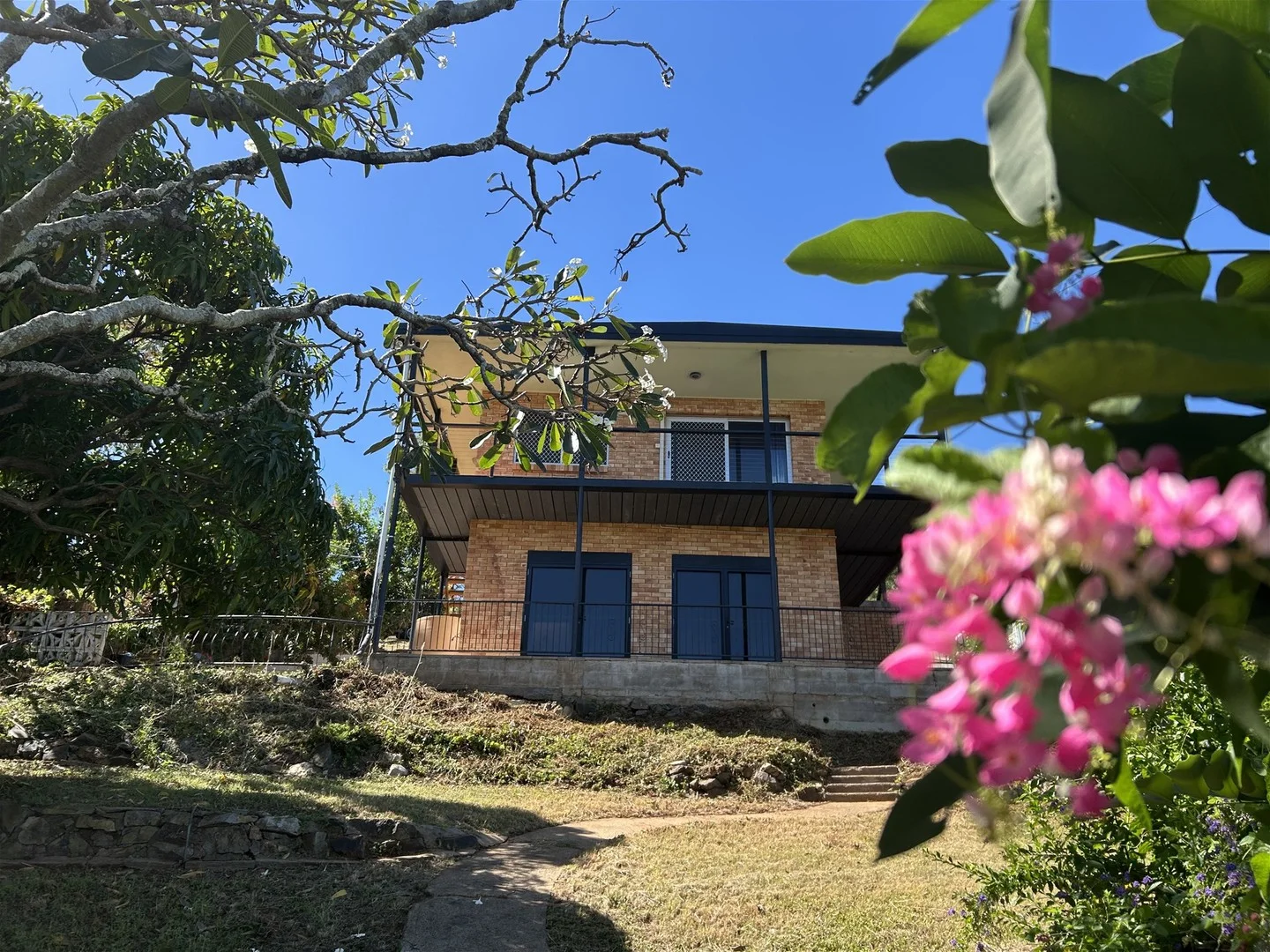 15 Boyne Crescent, West Gladstone QLD 4680