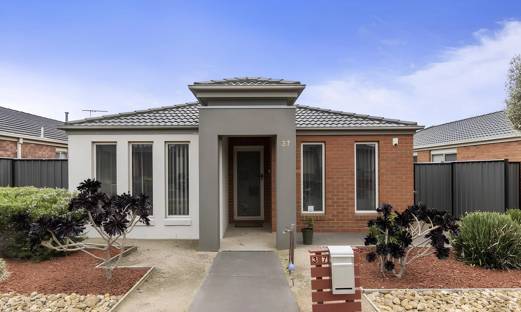 37 Dargy amble, Point Cook VIC 3030