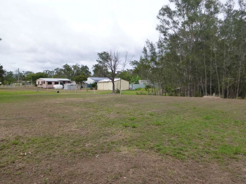 29 Powers Street, Buxton QLD 4660, Image 2