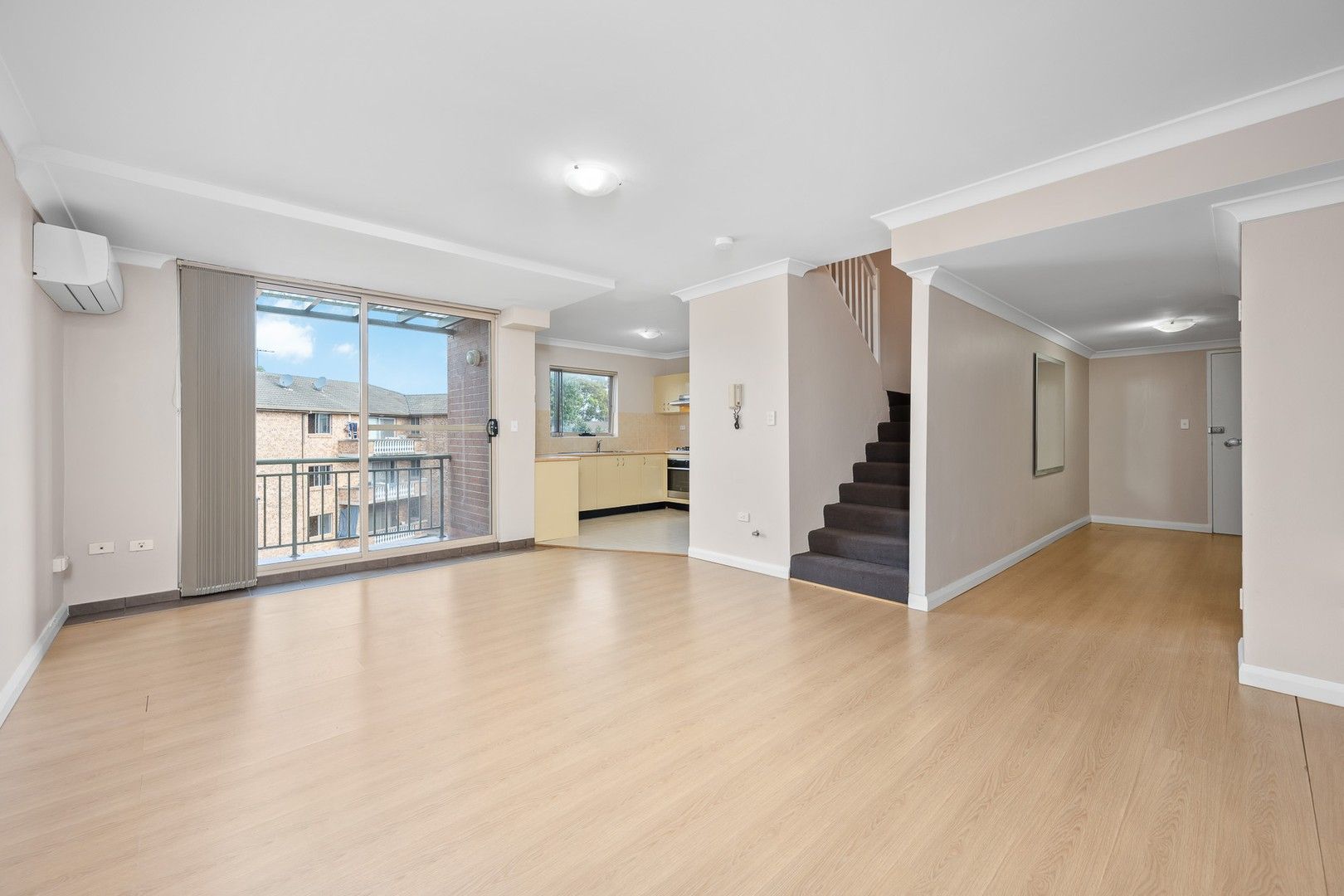 2 bedrooms Apartment / Unit / Flat in 43/100 Terminus Street LIVERPOOL NSW, 2170