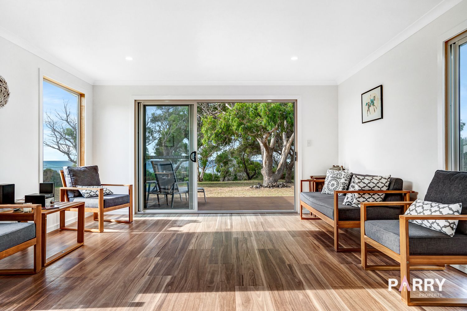 70 Tomahawk Drive, Tomahawk Property History & Address Research Domain