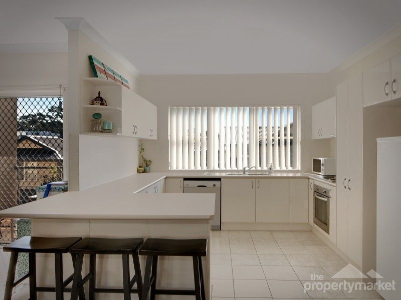 2/8-10 Jarrett Street, North Gosford NSW 2250, Image 2