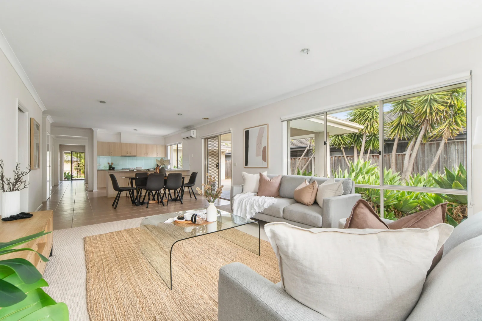 Additional image 3 of 124 Sandhurst Boulevard, Sandhurst VIC 3977