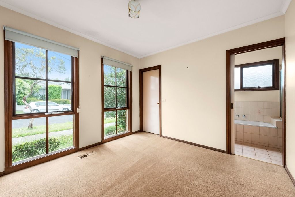 2/10 Reid Street, Box Hill North VIC 3129 House For Rent 500 Domain