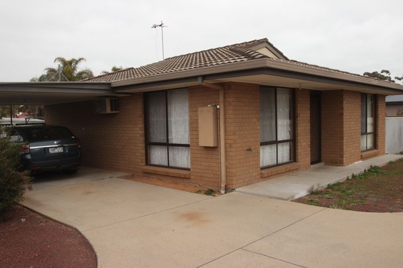 1-4/89 William Street, Cobram VIC 3644, Image 2