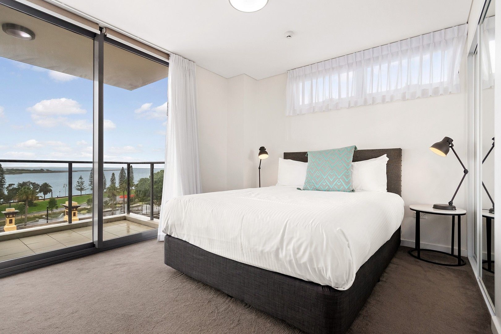 2 bedrooms Apartment / Unit / Flat in 507/111 Scott Street NEWCASTLE NSW, 2300