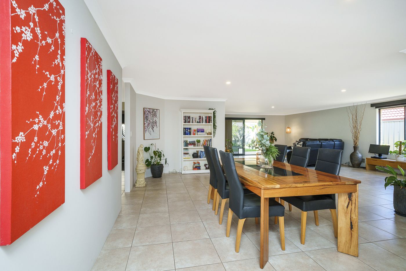 4 bedrooms House in 47 Tamworth Boulevard BALDIVIS WA, 6171