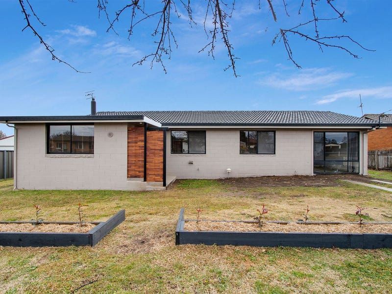 11 O'DONNELL AVENUE, Guyra NSW 2365, Image 0