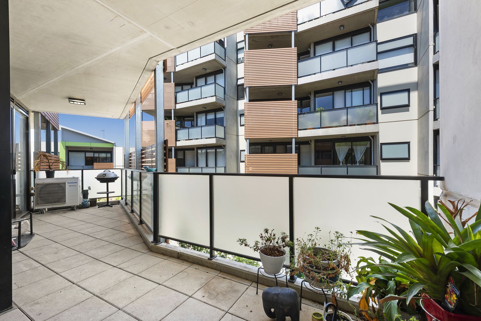 210/480 Albion Street, Brunswick West VIC 3055, Image 2