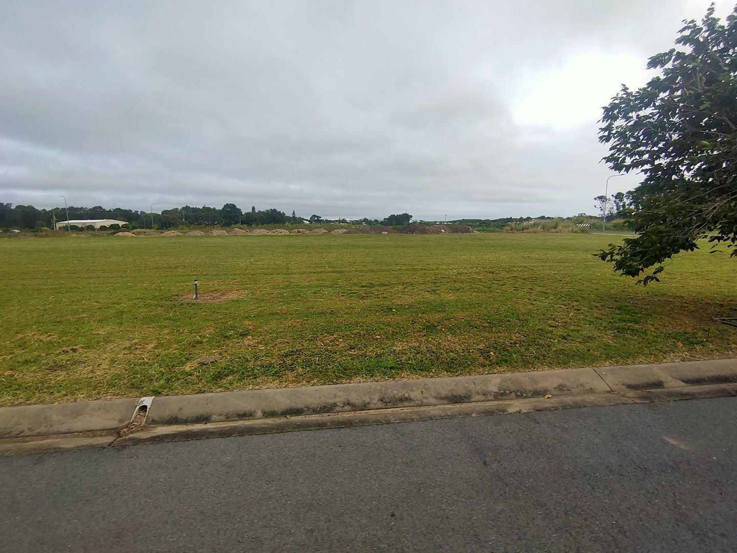 Vacant land in 215 Shiers Court, RURAL VIEW QLD, 4740