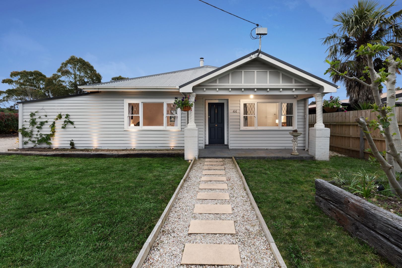 44 Murphy Street, Romsey VIC 3434, Image 2