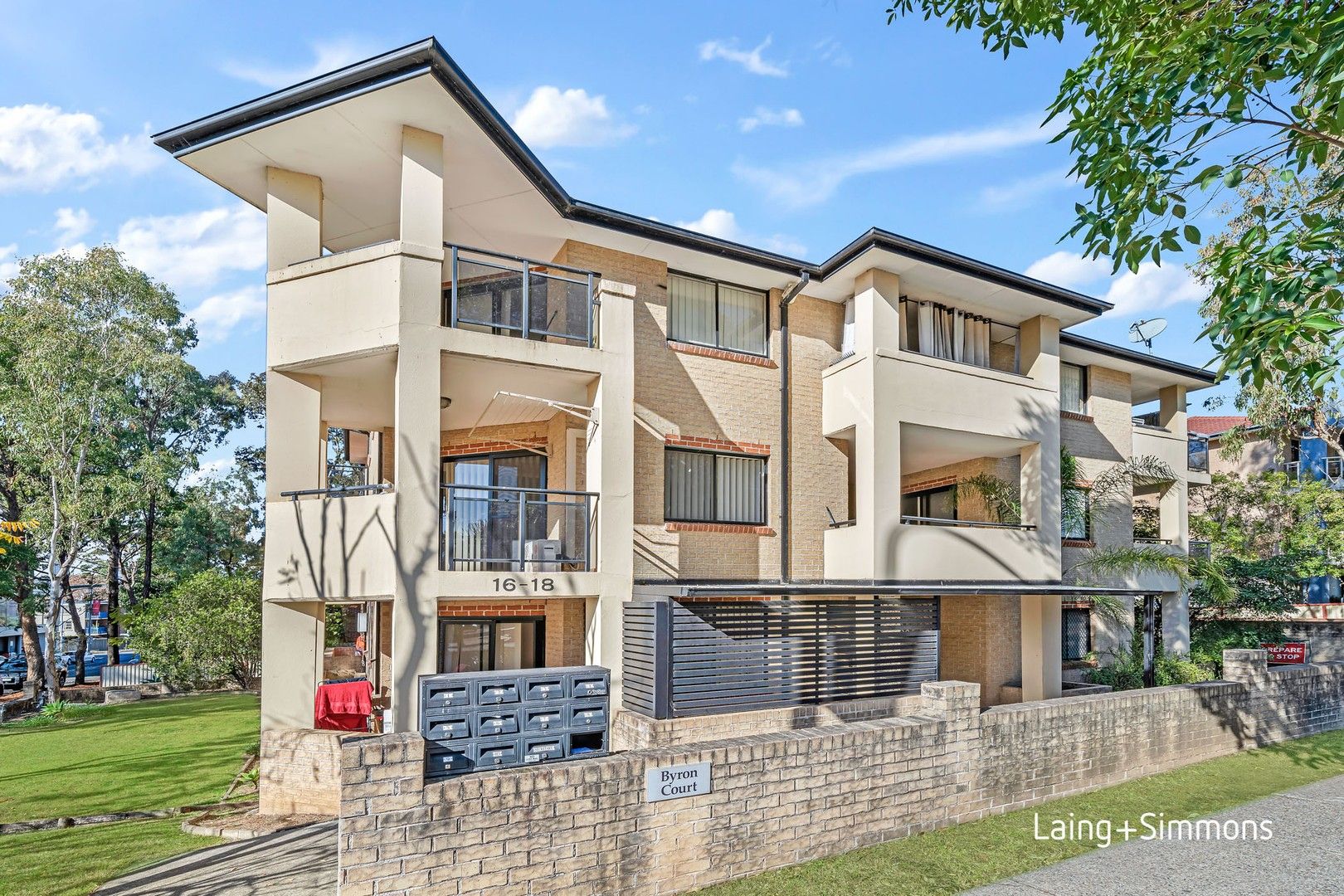 2 bedrooms Apartment / Unit / Flat in 6/16-18 Newman Street MERRYLANDS NSW, 2160