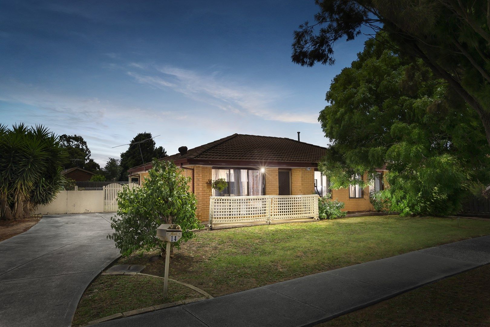 14 Tenterden Place, Mill Park VIC 3082, Image 1