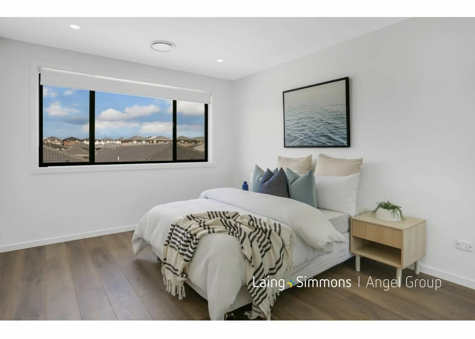 Stunning Double-Storey Family Home with 5 Bedrooms & Premium Finishes - View 5