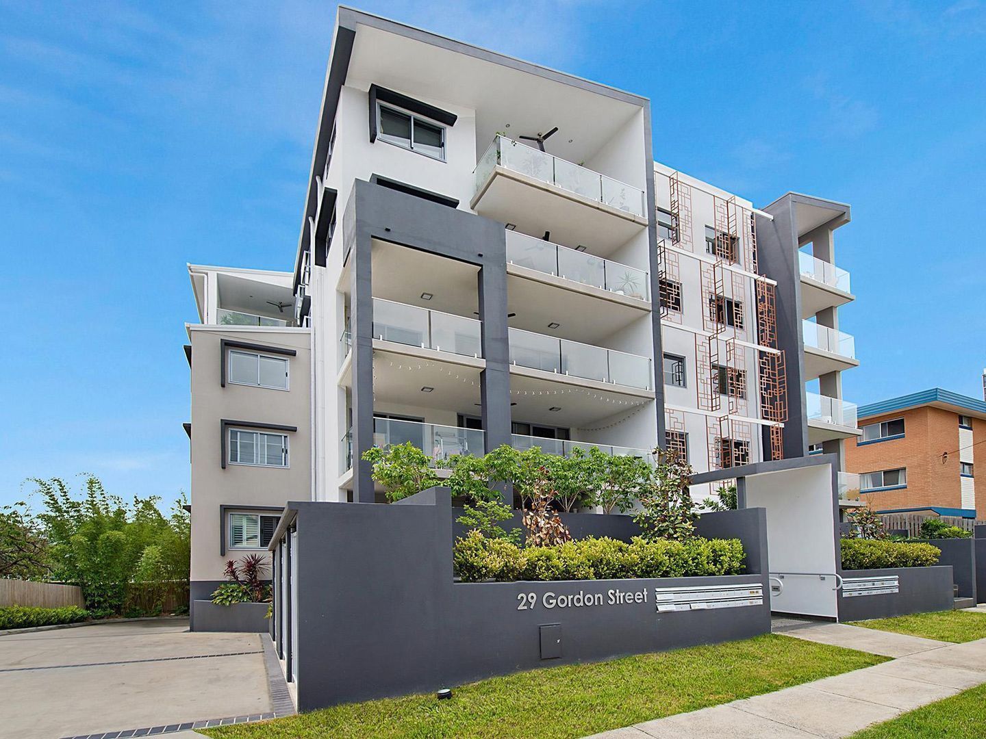 2 bedrooms Apartment / Unit / Flat in 13/29 Gordon Street MILTON QLD, 4064
