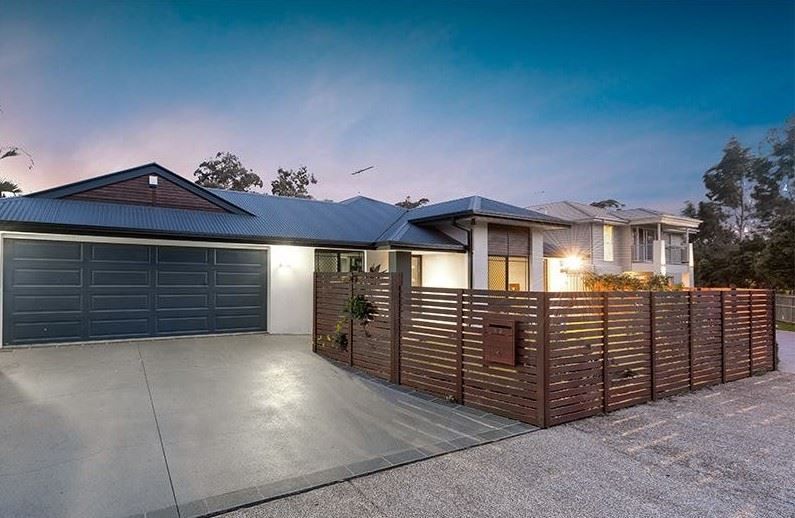 4 bedrooms House in 42 Lachlan Drive WAKERLEY QLD, 4154