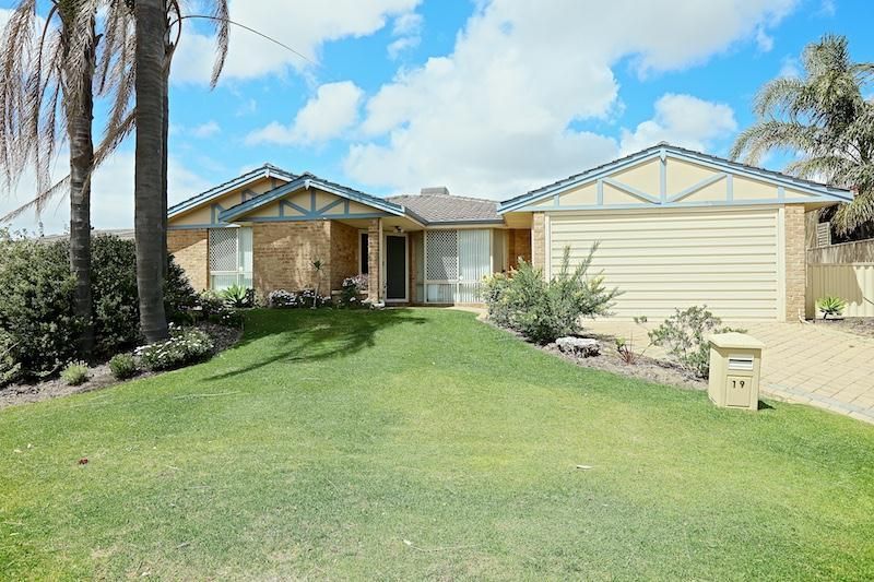 19 Finsbury View, Landsdale WA 6065, Image 0