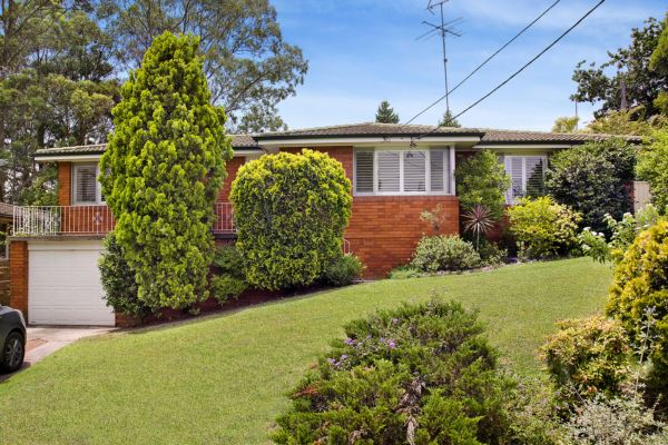 4 Frensham Place, Dural NSW 2158