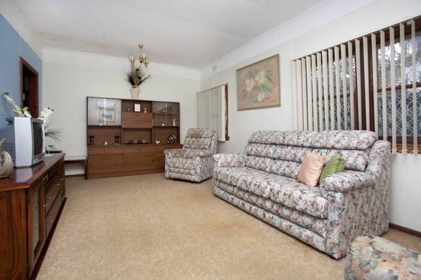 67 Villiers Road, Padstow Heights NSW 2211, Image 2