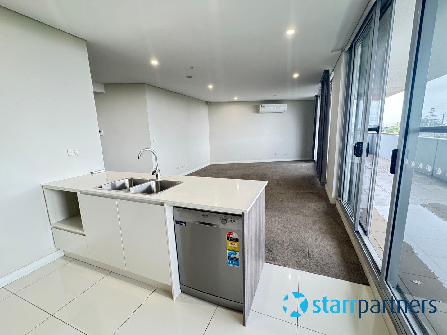 3 bedrooms Apartment / Unit / Flat in  CARLINGFORD NSW, 2118