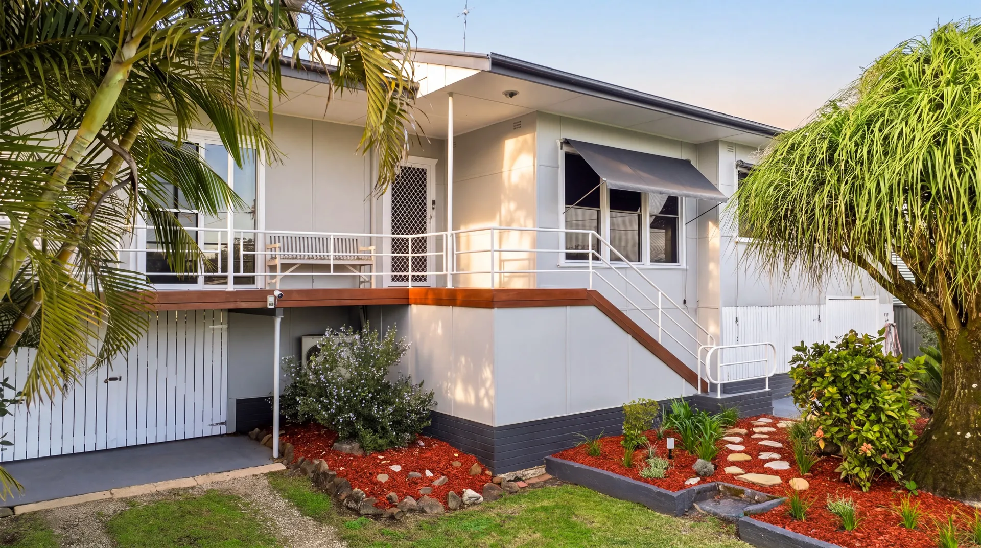 House in Grafton - View 2