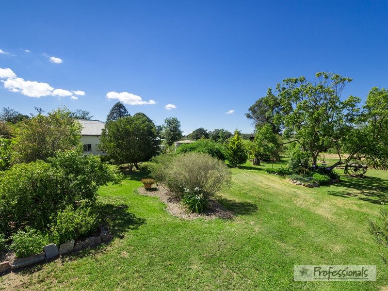 13 Scouler Street, Hillgrove NSW 2350, Image 2