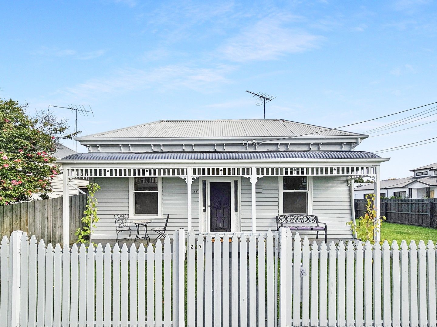 27 Russell Street, Newtown VIC 3220, Image 0