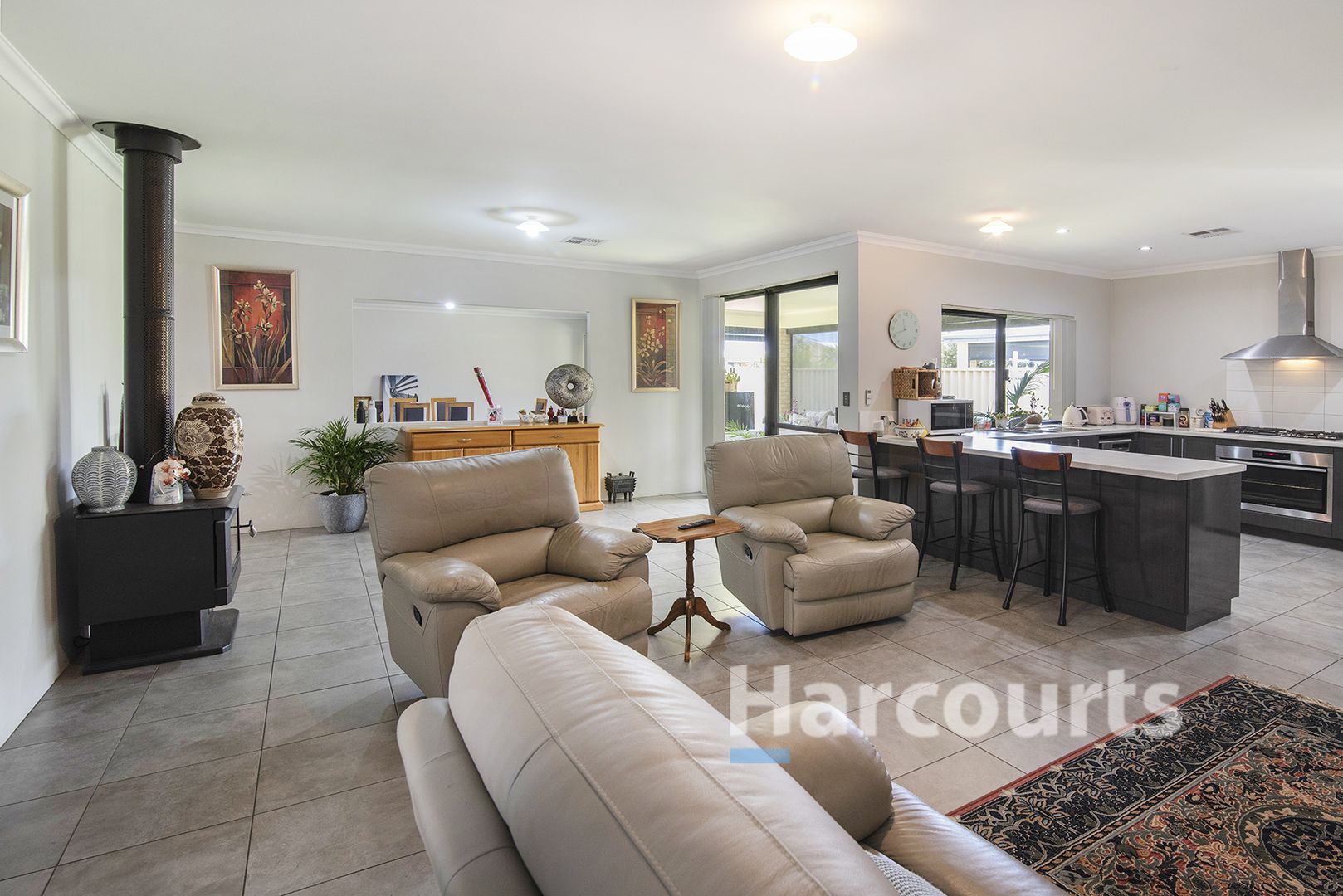 7 Massena Way, Yalyalup WA 6280, Image 2