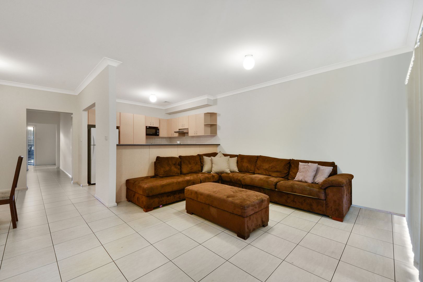 2/17 Brenda Street, Ingleburn NSW 2565, Image 2