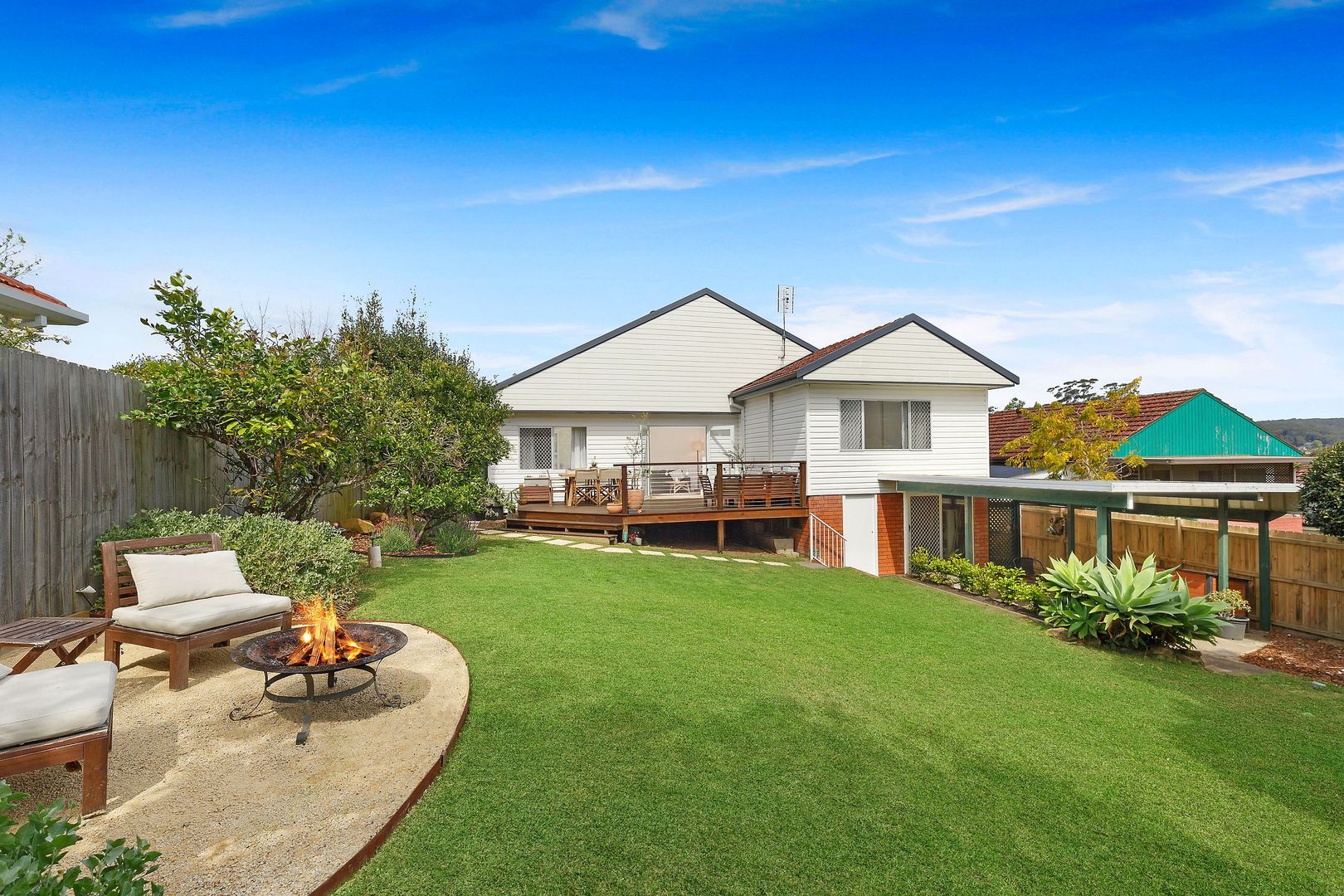 27 Henry Parry Drive, East Gosford NSW 2250